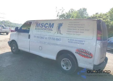 2008 Chevrolet Express Work Van z USA, uszkodzony, nr VIN 1GCHG35K381141645